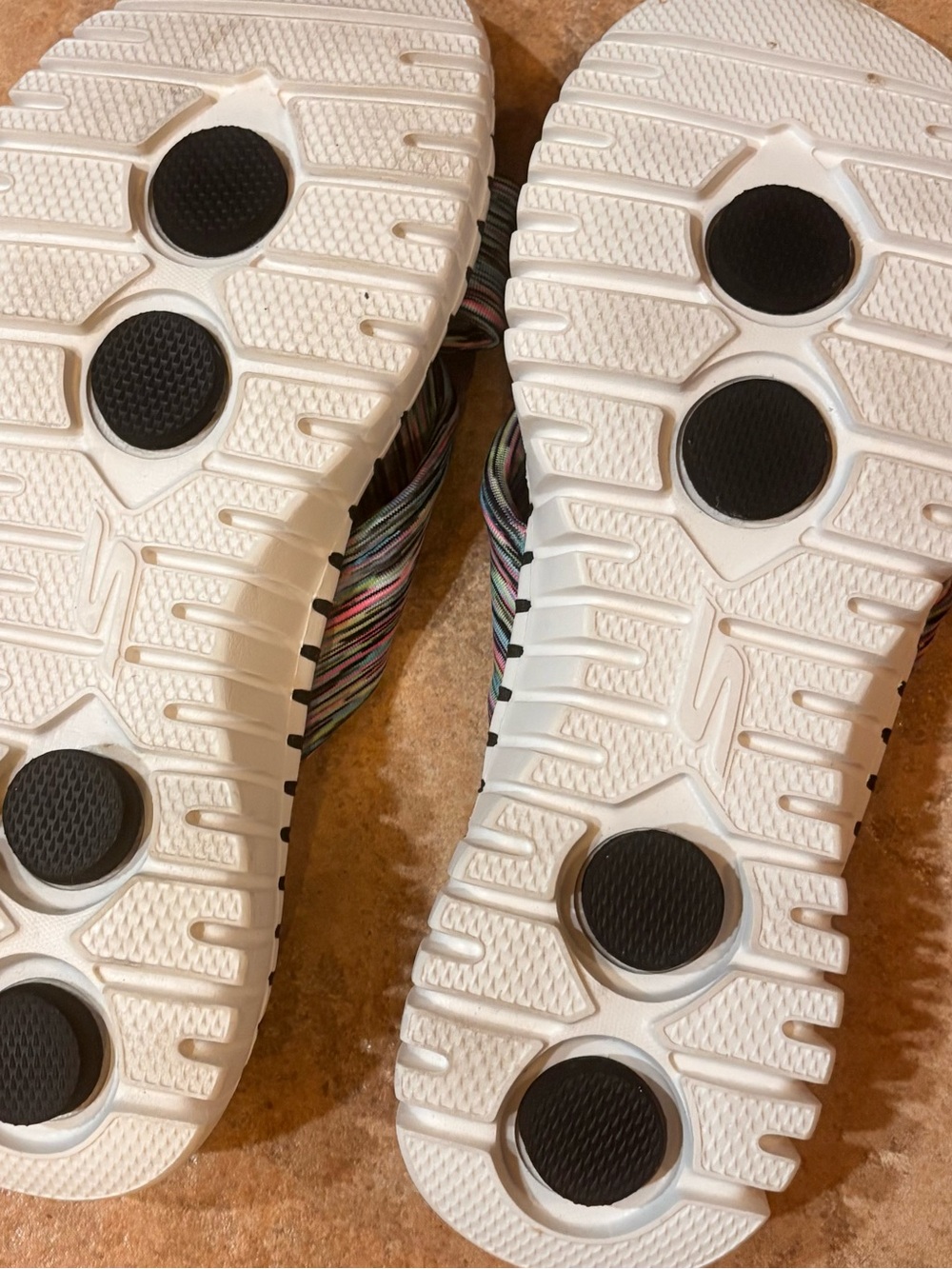 Skechers Goga Mat Sandals/ Slides Size 9 NWOT - Picture 8 of 8